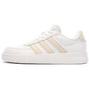 Baskets basses adidas ID0491