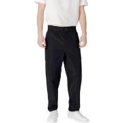 Chinots Calvin Klein Jeans TRACK PANT J30J326884