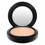 MAC Studio Fix Poeder Plus Foundation (Verschillende Tinten) - NW20