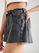 Jean 'Lilli Shorts'