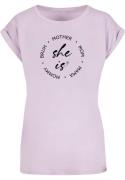 T-shirt 'Mothers Day - She Is'