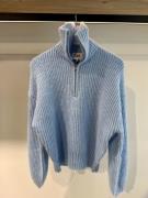 CKS 302278 bll pullover perlu blue light