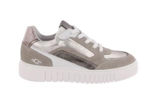 Aqa Sneakers