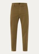 HUGO BOSS Tapered fit chino met steekzakken