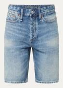 Denham Dagger straight leg korte broek van denim met medium wassing