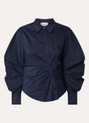 Neo Noir Ella blouse met asymmetrische zoom en pofmouw