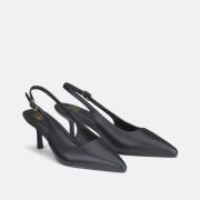 Escarpins pointus en cuir slingback