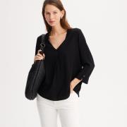 Blouse col V, manches 3/4