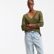 Pull col v en fine maille
