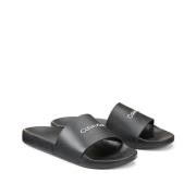 Claquettes de piscine