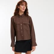 Chemise courte et ample, manches longues