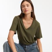 T-shirt col v manches courtes